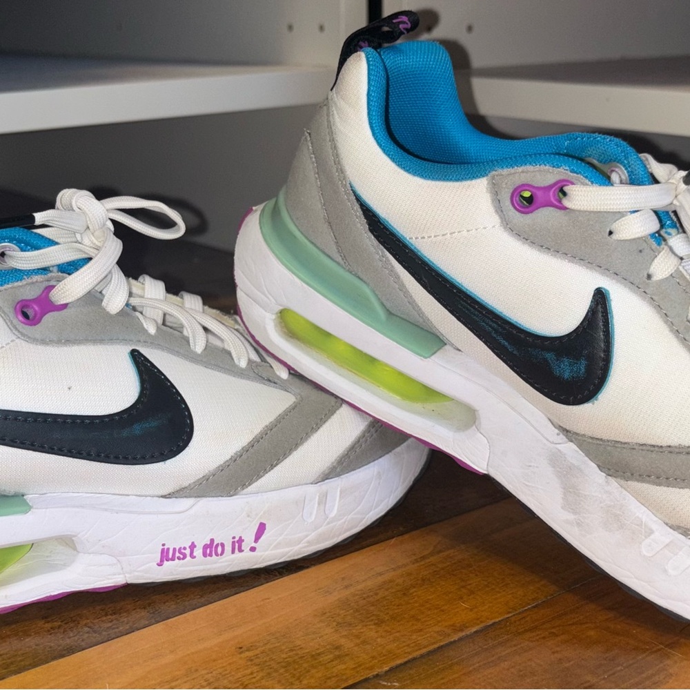 Nike White and Blue Sneakers